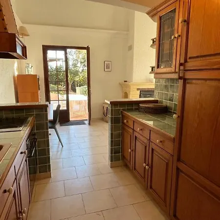 Villa 5-bedroom With Pool And Sunny Garden *