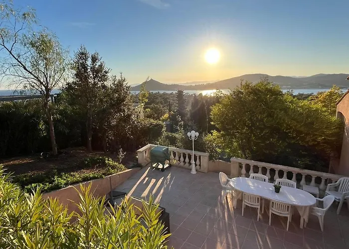 Villa 5-bedroom With Pool And Sunny Garden Saint-Raphael (Var)