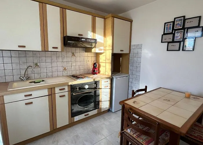 Villa 5-bedroom With Pool And Sunny Garden