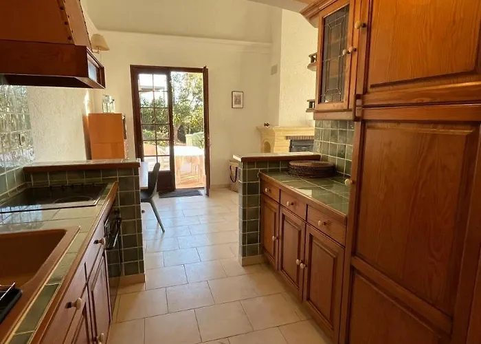 Villa 5-bedroom With Pool And Sunny Garden *